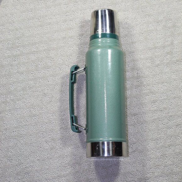 Original Vintage Stanley Thermos Green Vacuum Bottle Thermos 1.1 Quart/1 Liter - Picture 2 of 7